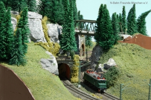MS02 Bogen mit Tunnel im Südgleis